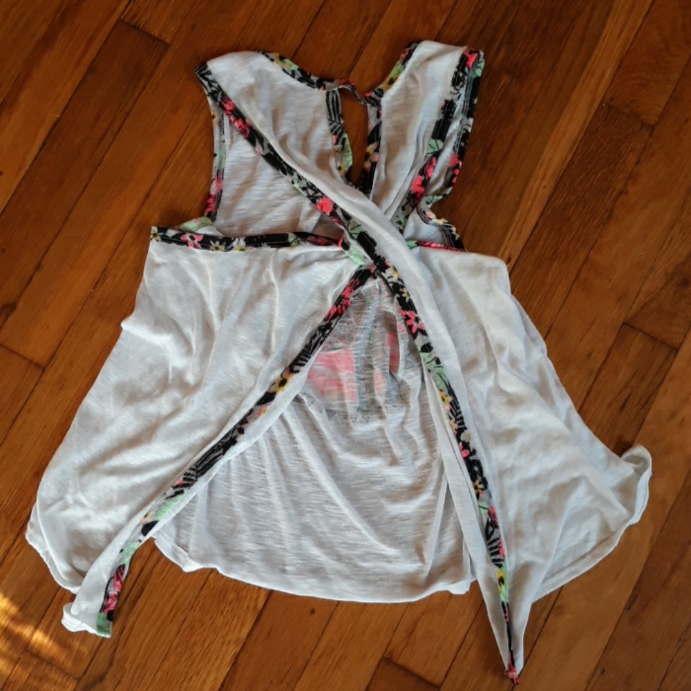 Top - Picture 3 of 3